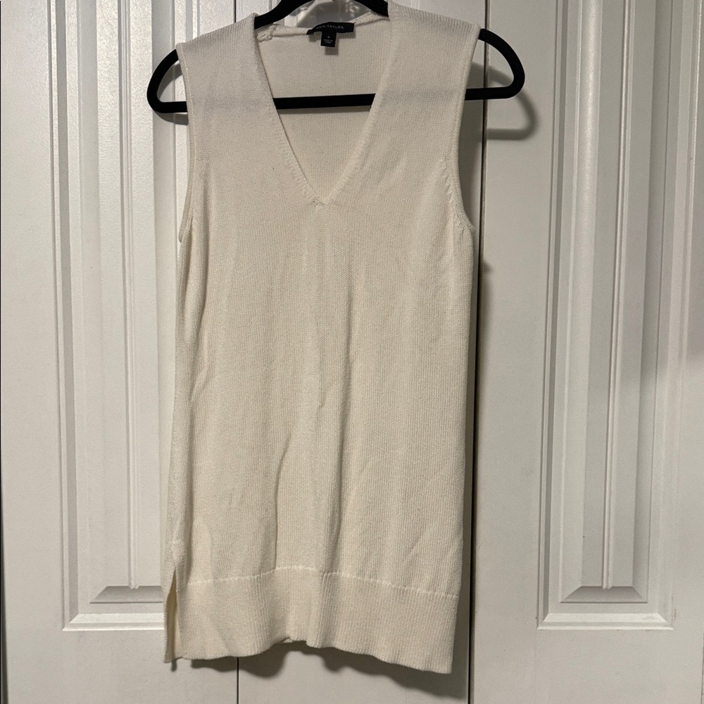 Ann Taylor | Cream Knit Tunic Style Top - Cotton Blend - Medium